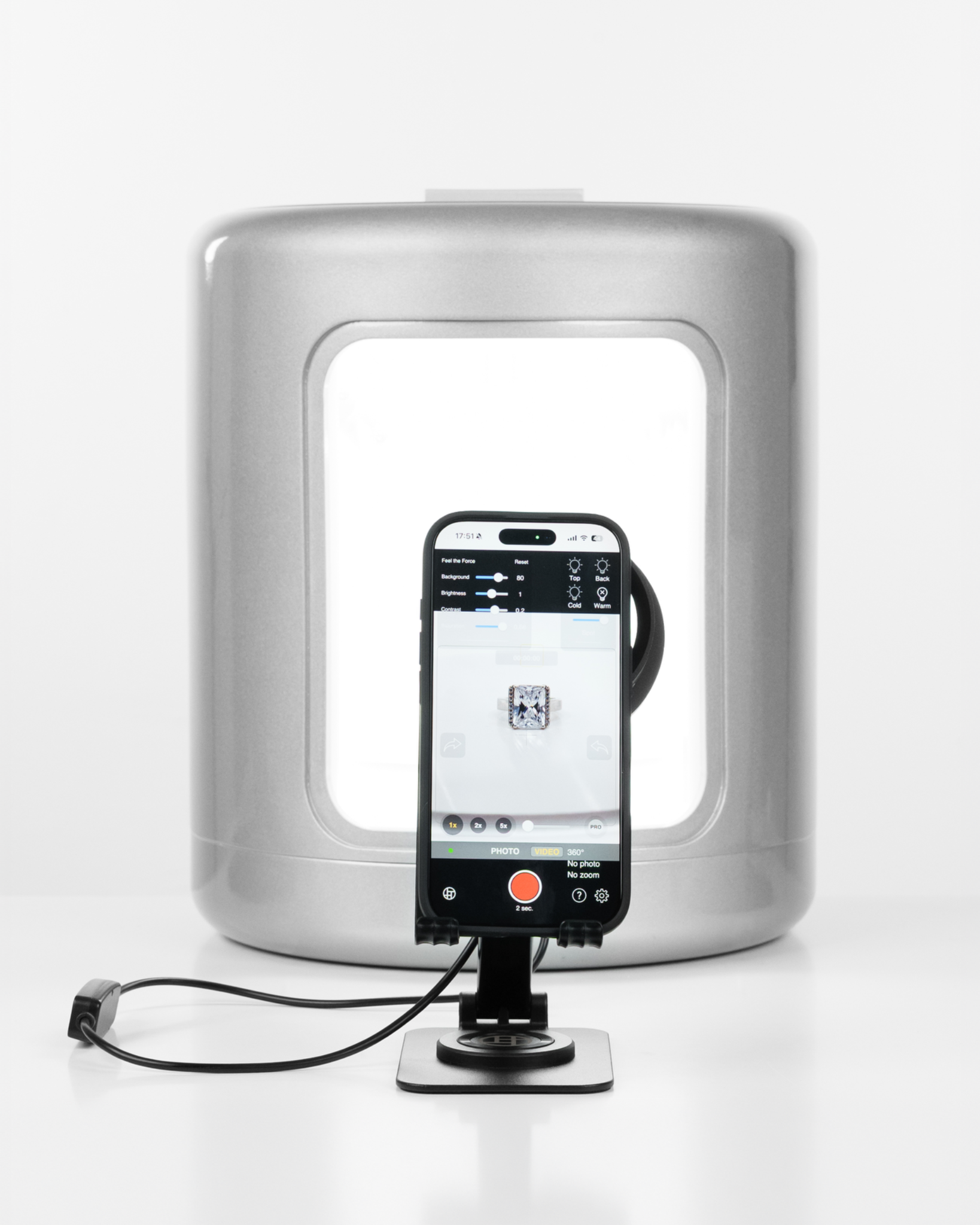 Smartphone mounted for a Tube workflow